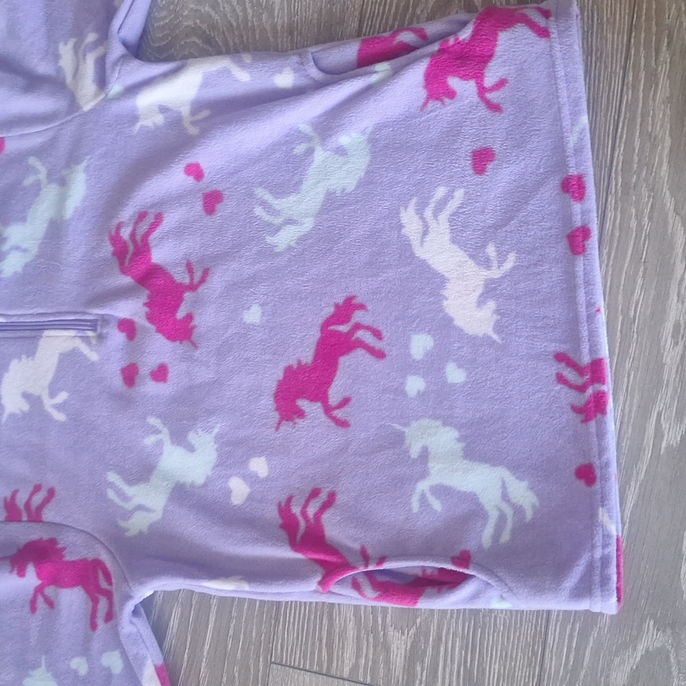 Btween Unicorn Sweater - Picture 3 of 8